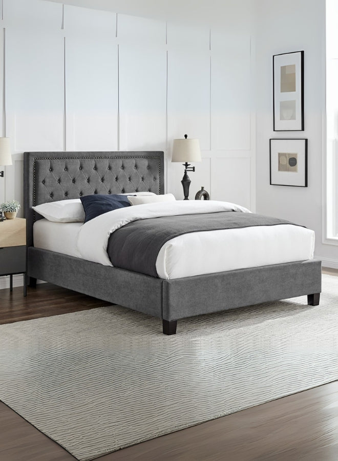 Dreamy Retreat Tufted Upholstered Bed