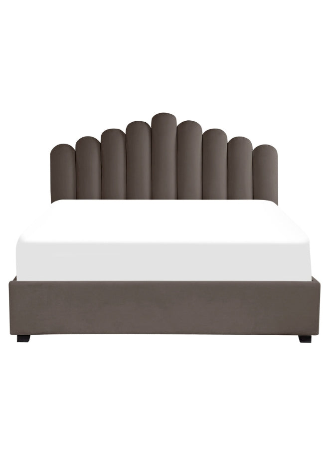 Dreamy Bliss Tufted Upholstered Bed