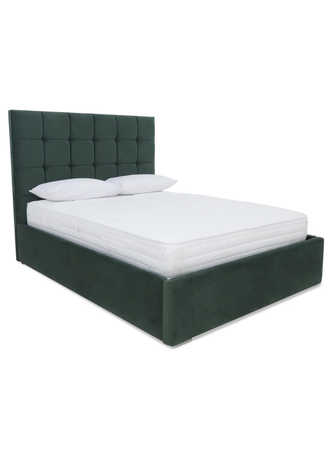 Eleganza Tufted Bed