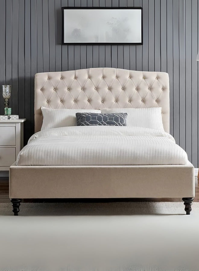 Empressa Tufted Bed
