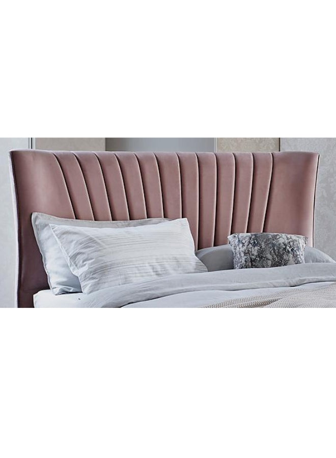 Sovrana Upholstered Bed
