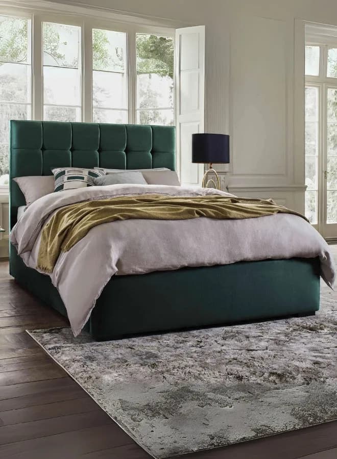 Eleganza Tufted Bed