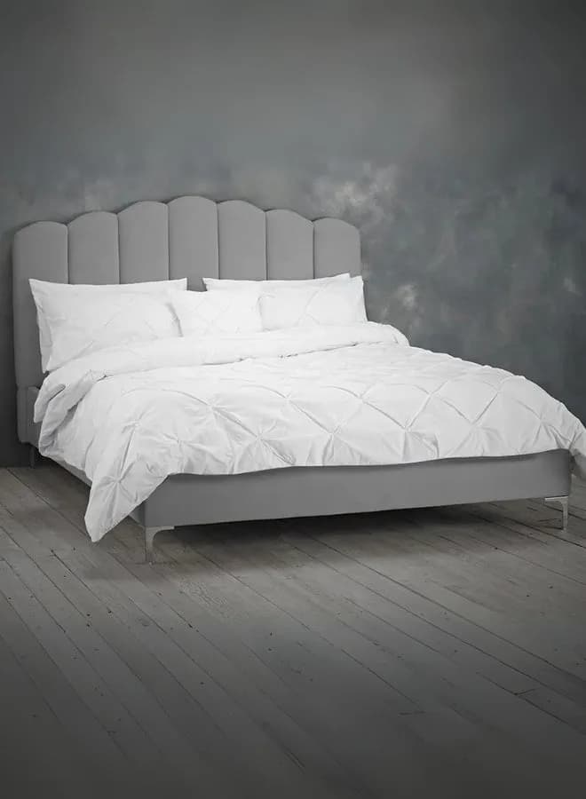 Lustria Upholstered Bed