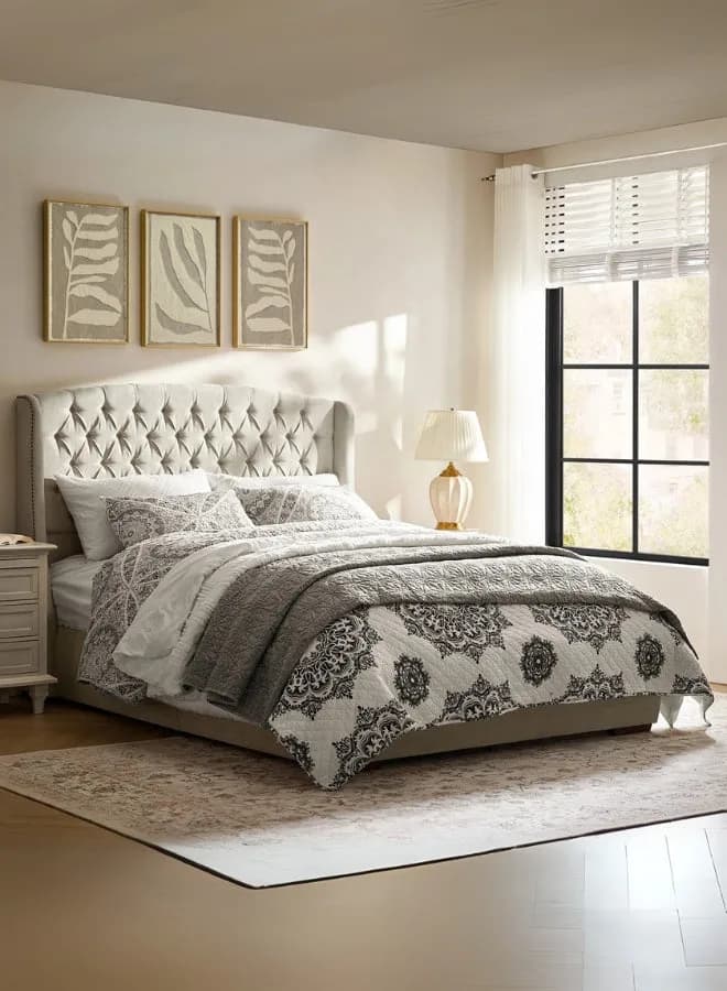 Novara Tufted Bed