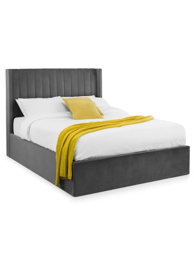 Amoria Tufted Bed