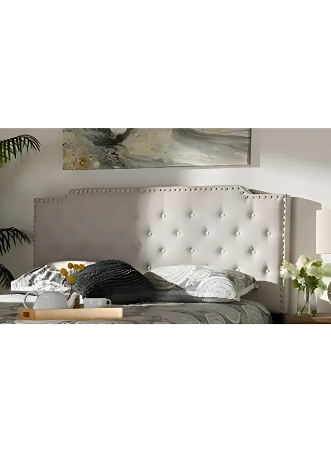 Arvella Tufted Bed