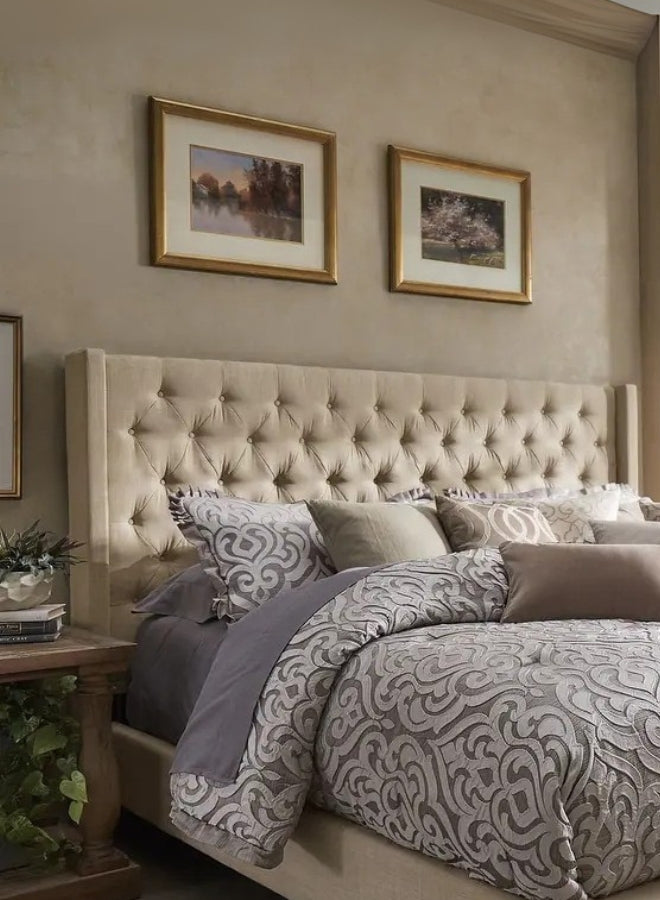 Aureus Tufted Bed