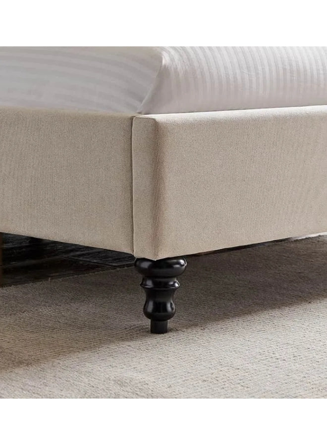 Empressa Tufted Bed